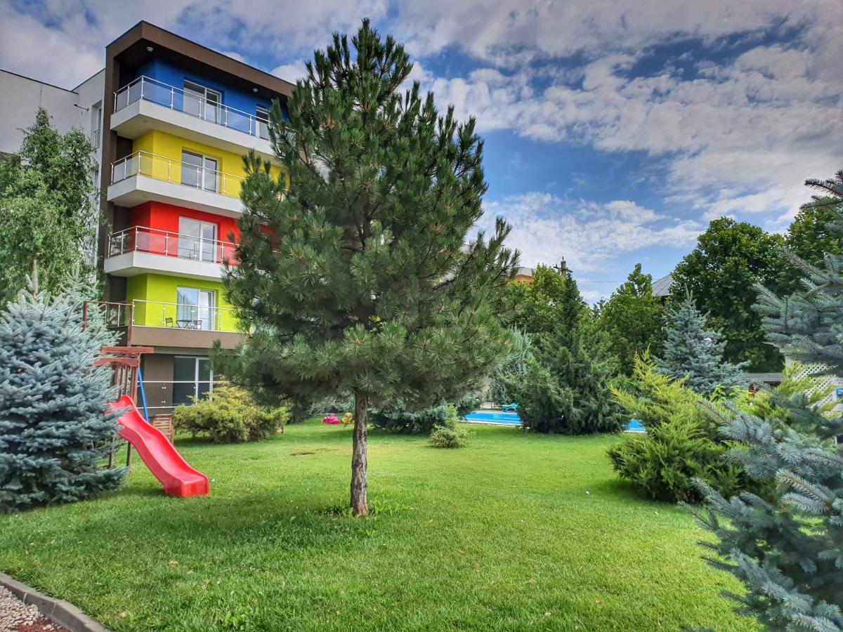 Portobella Airport Aparthotel - Self Check In Otopeni Exterior photo