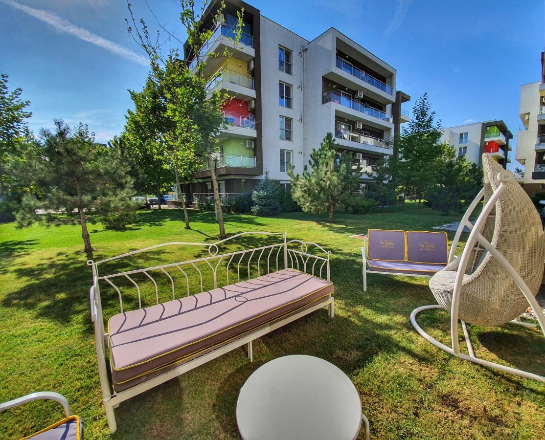 Portobella Airport Aparthotel - Self Check In Otopeni Exterior photo